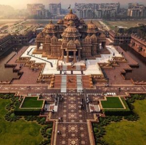 Top 10 most visiting place in Delhi Akshardham 